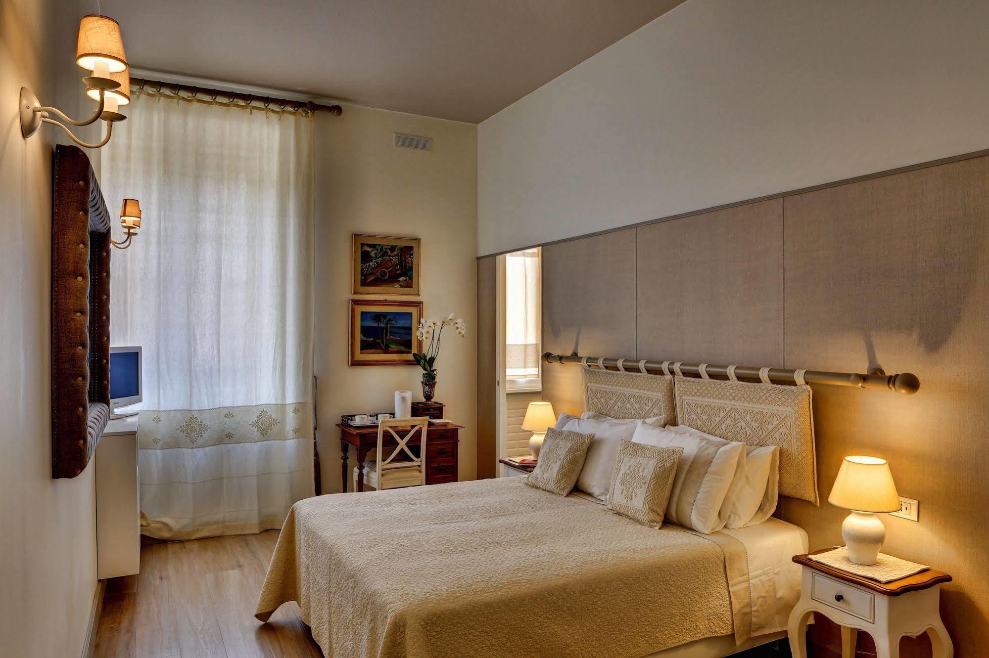 Casa Sotgiu Guest House Rome Exterior photo
